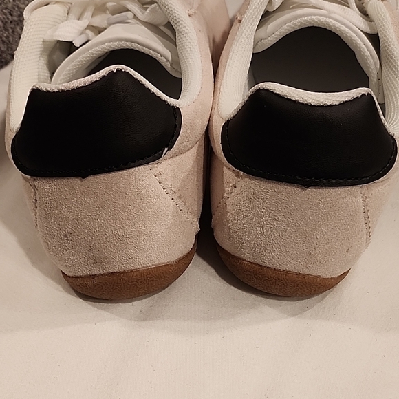 TOP Moda Cream and Black Women's Moccasins - Picture 4 of 5